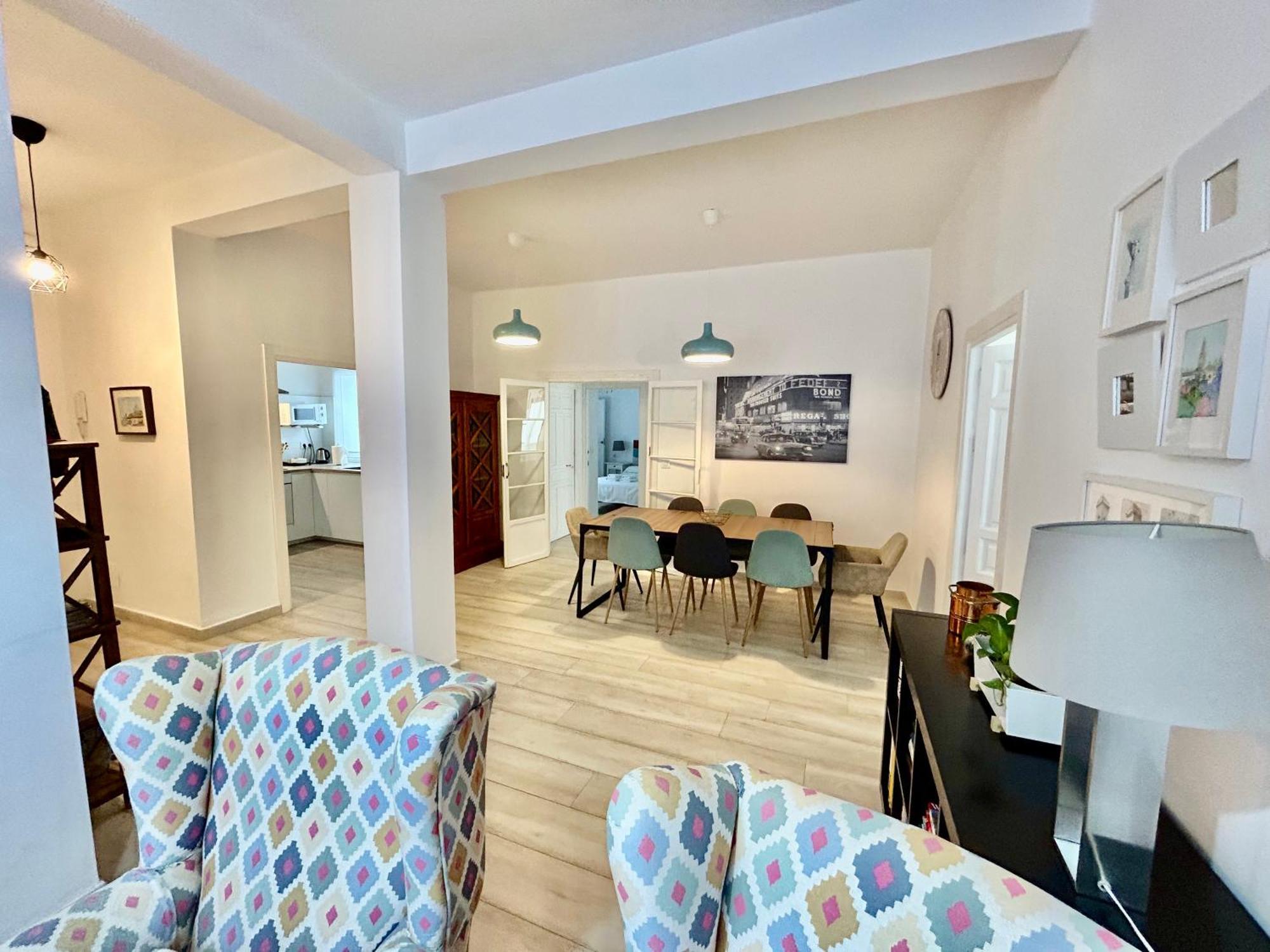 Acogedor Apt 8Pax 4Bdr 2Bth- Cozyhomesevilla2 Экстерьер фото